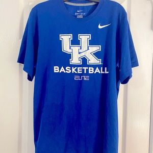 Size L Men’s Dry-fit Nike top, UK Wildcats. Great condition, smoke free home